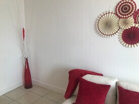 4040 Galt Ocean Dr, Unit 221 in Fort Lauderdale, FL - Building Photo