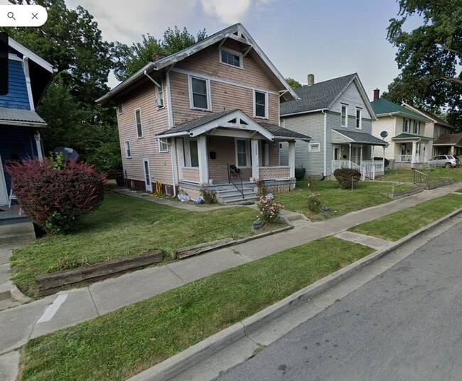 property at 1236 Kinsmoor Ave