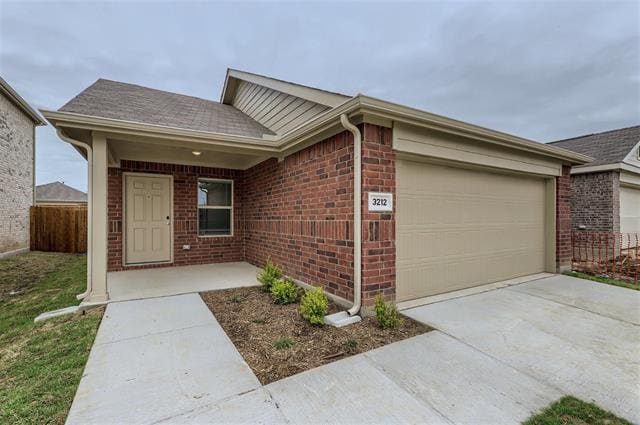 9104 Red Maple Ln in McKinney, TX - Foto de edificio - Building Photo