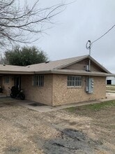 1902 State Hwy 95 in Ltl Rvr Acad, TX - Building Photo - Building Photo