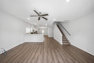 9018 Everglade Dr in Houston, TX - Building Photo - Building Photo