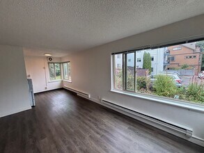 The Norman Apartments in Seattle, WA - Building Photo - Interior Photo