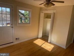 1405 42nd St SE in Washington, DC - Foto de edificio - Building Photo