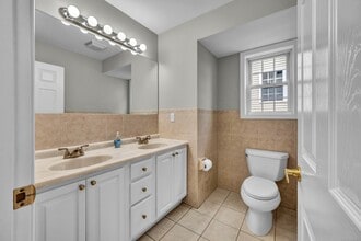 26 Roger Ave in Danbury, CT - Building Photo - Building Photo