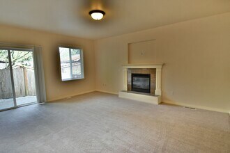 225 161st Pl SE in Bothell, WA - Building Photo - Building Photo