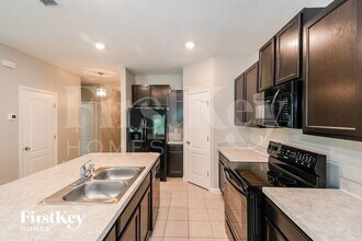 5592 Kellar Cir in Jacksonville, FL - Building Photo - Building Photo