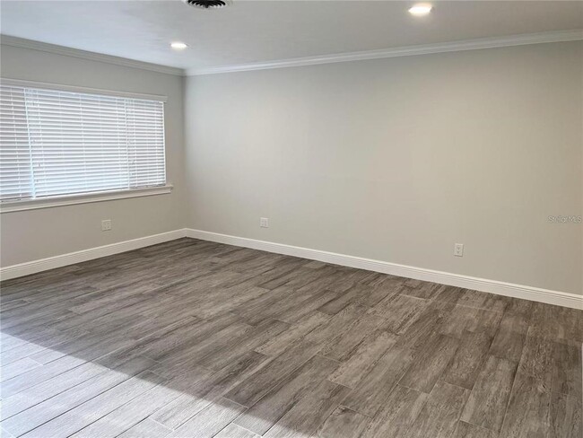 2625 Handley Blvd in Lakeland, FL - Building Photo - Building Photo