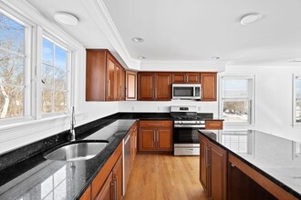 47 Fottler Rd in Hingham, MA - Building Photo - Building Photo