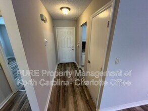 300 E Park Ave in Charlotte, NC - Building Photo - Building Photo