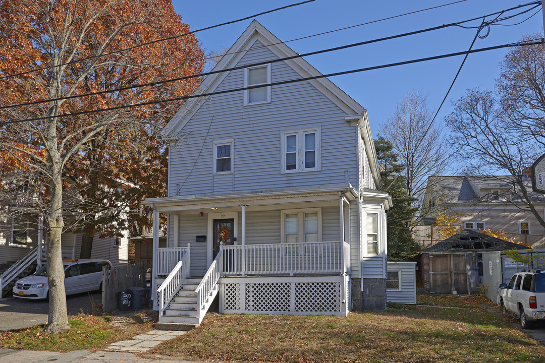 22 Bigelow St in Quincy, MA - Building Photo