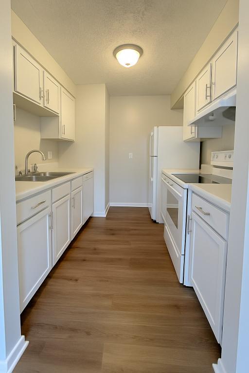 3839 Silver Lake Rd in Traverse City, MI - Building Photo - Building Photo