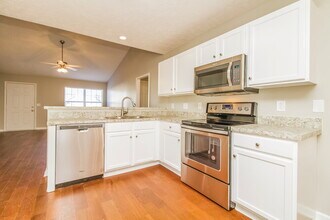 1515 Clifdon Ct in Murfreesboro, TN - Building Photo - Building Photo