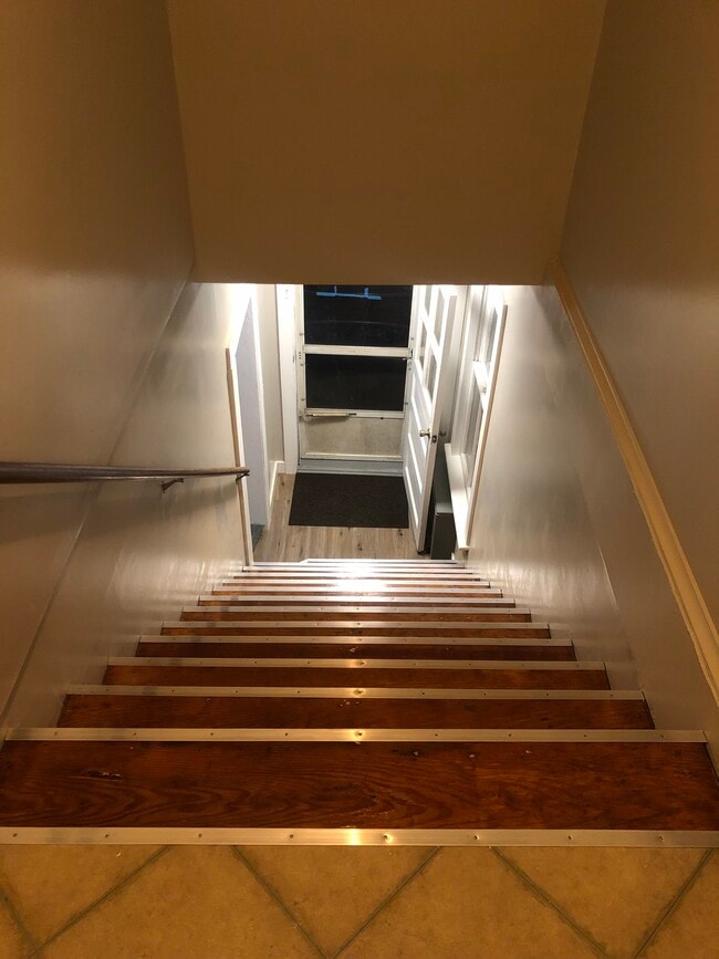 657 S Main St, Unit 2