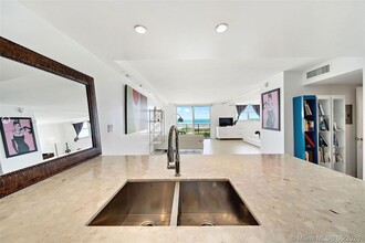 345 Ocean Dr, Unit 315 in Miami Beach, FL - Building Photo - Building Photo