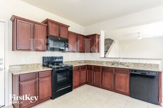 115 Houston Pl in Venus, TX - Building Photo - Building Photo