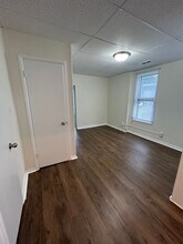 1214 Columbia St, Unit #3 in Lafayette, IN - Foto de edificio - Building Photo