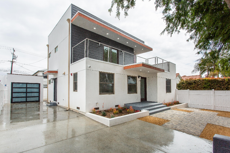 1417 17th St in Santa Monica, CA - Building Photo