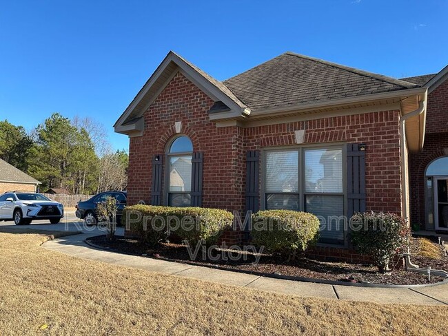 400 Stonecreek Dr in Helena, AL - Building Photo - Building Photo