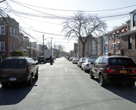 918 E 225th in Bronx, NY - Building Photo - Building Photo