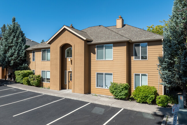 Stone Creek Apartments in Bend, OR - Building Photo - Building Photo