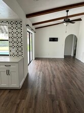 2316 Everest Pky in Cape Coral, FL - Foto de edificio - Building Photo