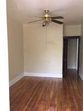 2200 W Berteau Ave in Chicago, IL - Building Photo - Building Photo