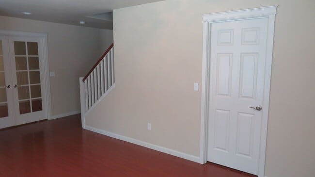 1204 Burnside Pl in Dupont, WA - Building Photo - Building Photo