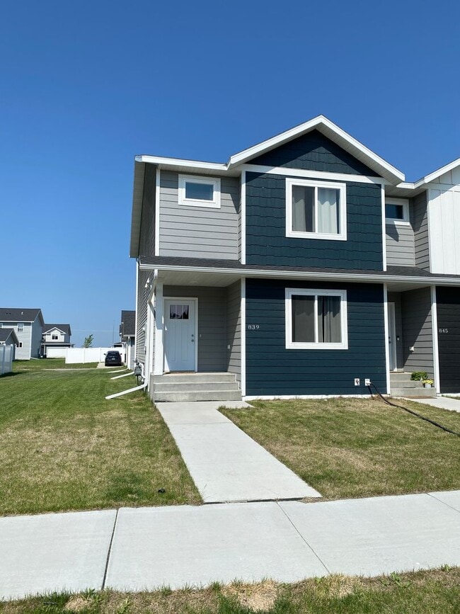 property at 839 Thames Ct