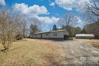 909 Fisher St in Concord, NC - Building Photo - Building Photo