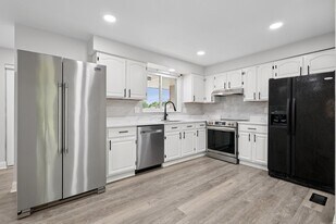 708 Burman Ave in Dayton, OH - Building Photo