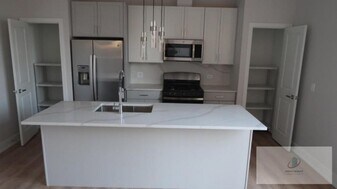 5071 N Northwest Hwy in Chicago, IL - Building Photo