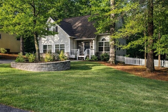 property at 3310 Southshore Ln