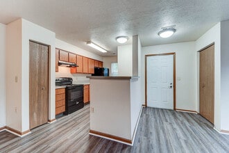 The Residences at Belleville Park I and II in South Bend, IN - Building Photo - Building Photo