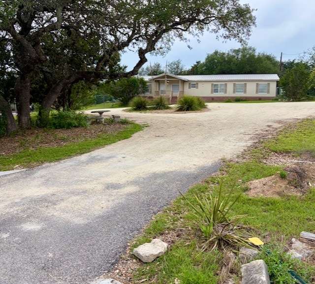 property at 104 Lonesome Ln