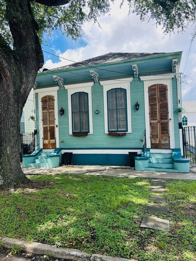 property at 2030 Bienville St