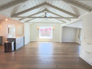 247 N Citrus Ave in Vista, CA - Building Photo - Building Photo