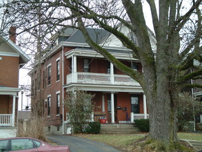 1923 Cleneay Ave in Norwood, OH - Building Photo - Building Photo