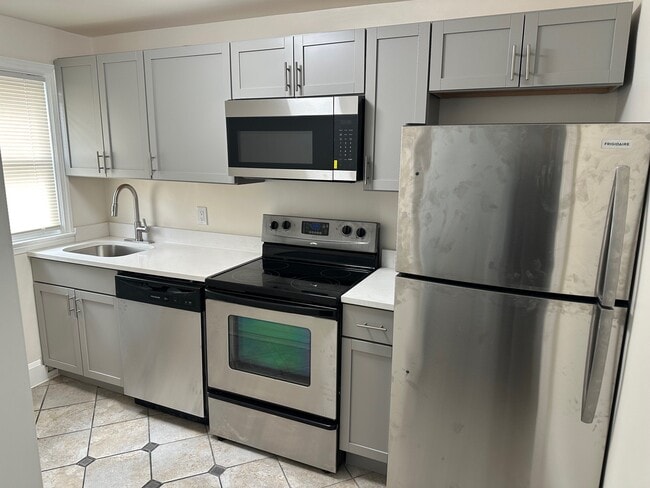 property at 4003 Lyndale Ave