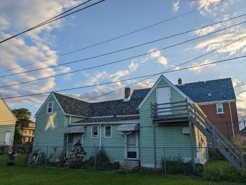 2673 Holmes St in Hamtramck, MI - Building Photo