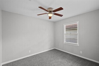 3129 Danforth Memorial Dr in Texas City, TX - Building Photo - Building Photo