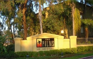 The Palms On Hathaway in Long Beach, CA - Foto de edificio - Building Photo