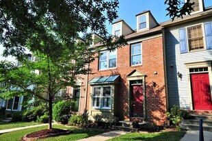 4745 Columbia Rd in Ellicott City, MD - Building Photo