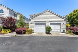53 Bay Park Terrace in Alameda, CA - Building Photo - Building Photo