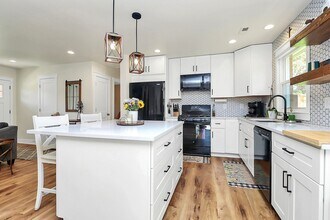 6439 Montpelier Rd in Charlotte, NC - Building Photo - Building Photo