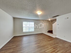 4945 Hopewood Ln in Charlotte, NC - Building Photo - Building Photo