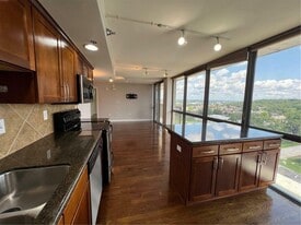 600 Admiral Blvd in Kansas City, MO - Building Photo