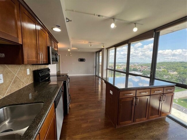 property at 600 Admiral Blvd