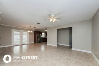 5116 N Woodcrest Dr in Winter Park, FL - Building Photo - Building Photo