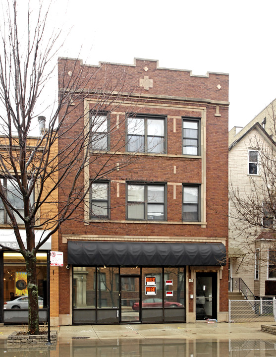 3851 N Southport Ave in Chicago, IL - Building Photo