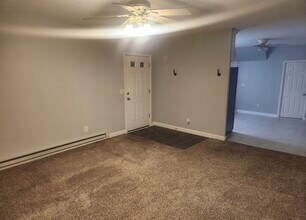 10 Holman St in Attleboro, MA - Building Photo - Building Photo